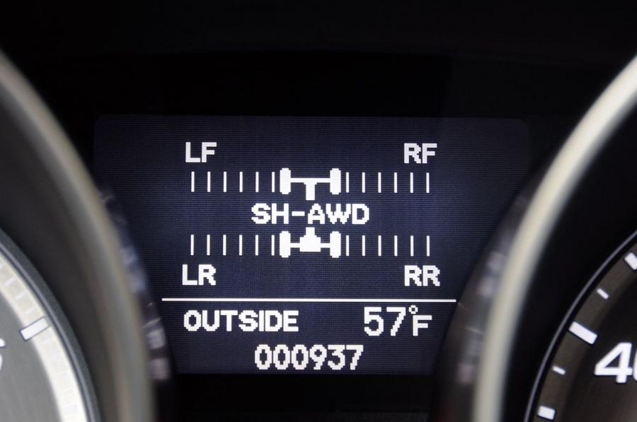Детали интерьера Acura MDX (YD2) 2010 года  (фото 32 из 56)